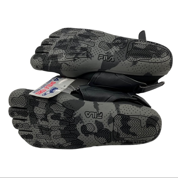 Fila Skele-Toes Black Gray Five Finger Athletic Walking Shoes - Picture 8 of 8